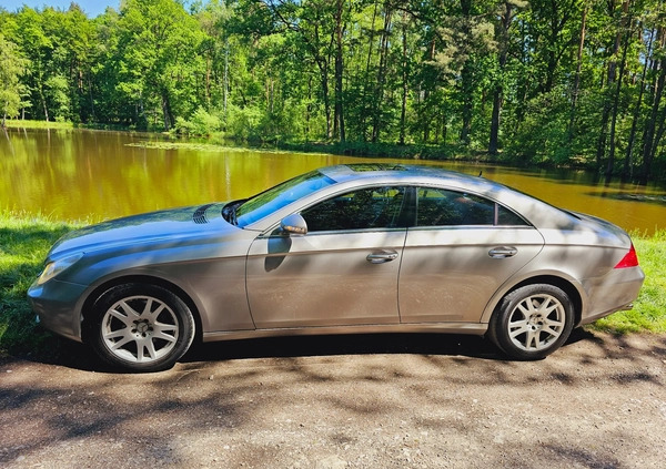 Mercedes-Benz CLS cena 29900 przebieg: 247410, rok produkcji 2005 z Chełmża małe 466